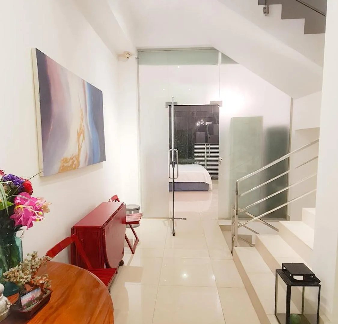 Bed & Breakfast Lotus Colombo Guesthouse Sri Lanka