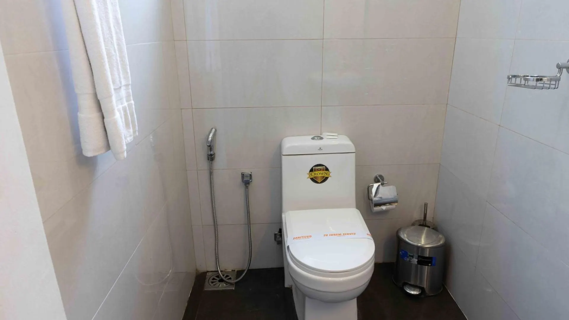 Bed & Breakfast Lotus Colombo Guesthouse