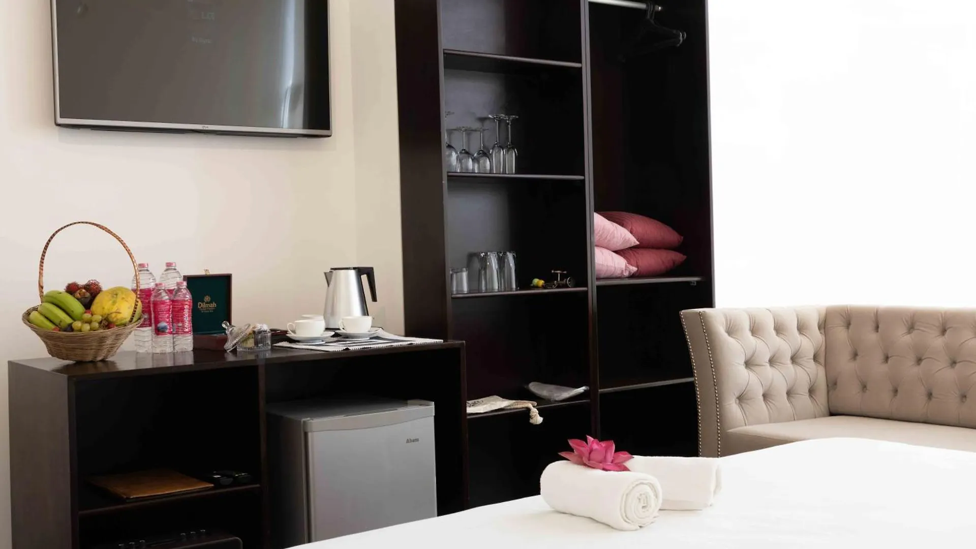 Lotus Colombo Guesthouse