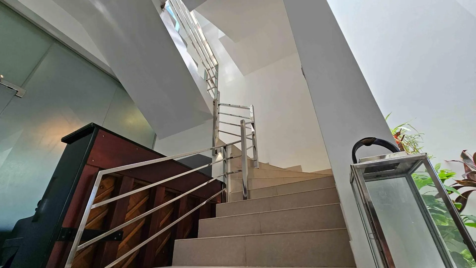 Lotus Colombo Guesthouse 0*,